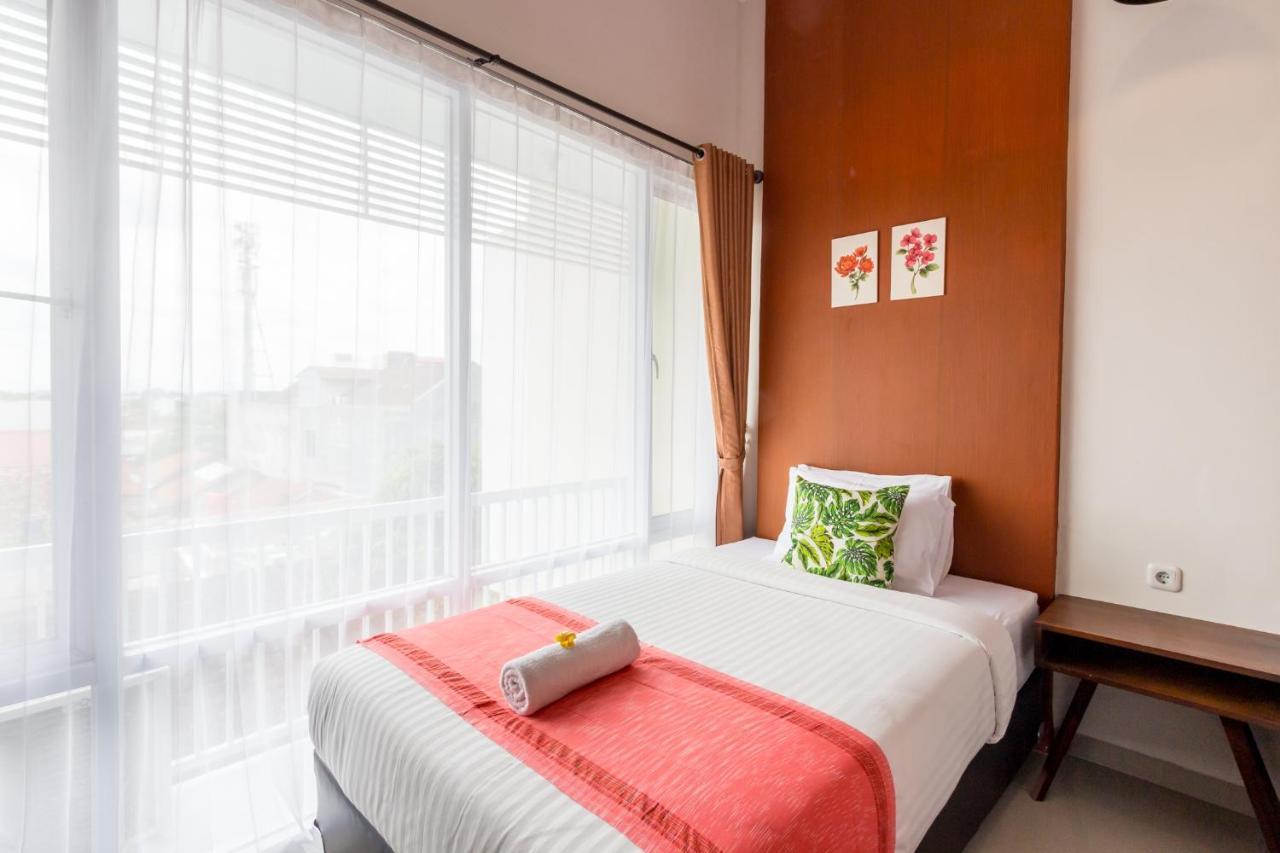 Omah Manis Hostel Yogyakarta Luaran gambar