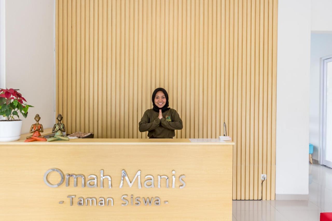Omah Manis Hostel Yogyakarta Luaran gambar